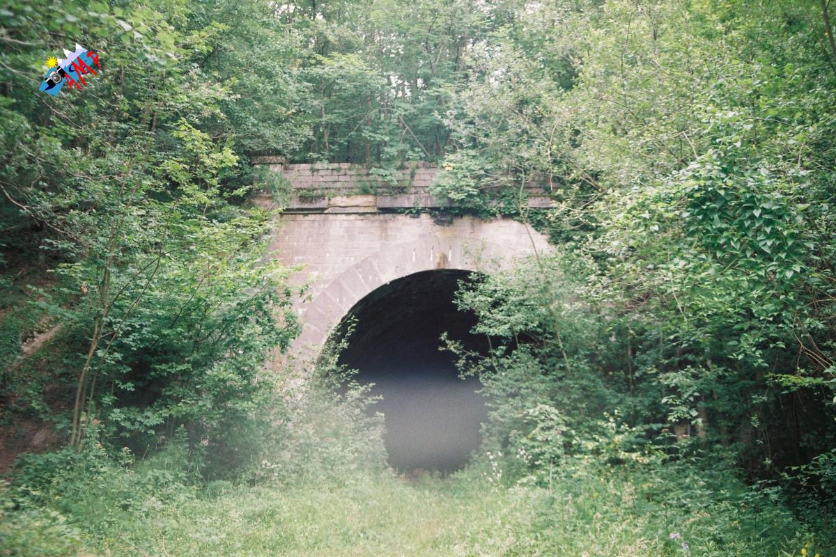 1997--B308_025-entrée du tunnel et brume_HG